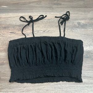 American Eagle Outfitters Black Ruched Women's Crop Top with Ties Size Medium